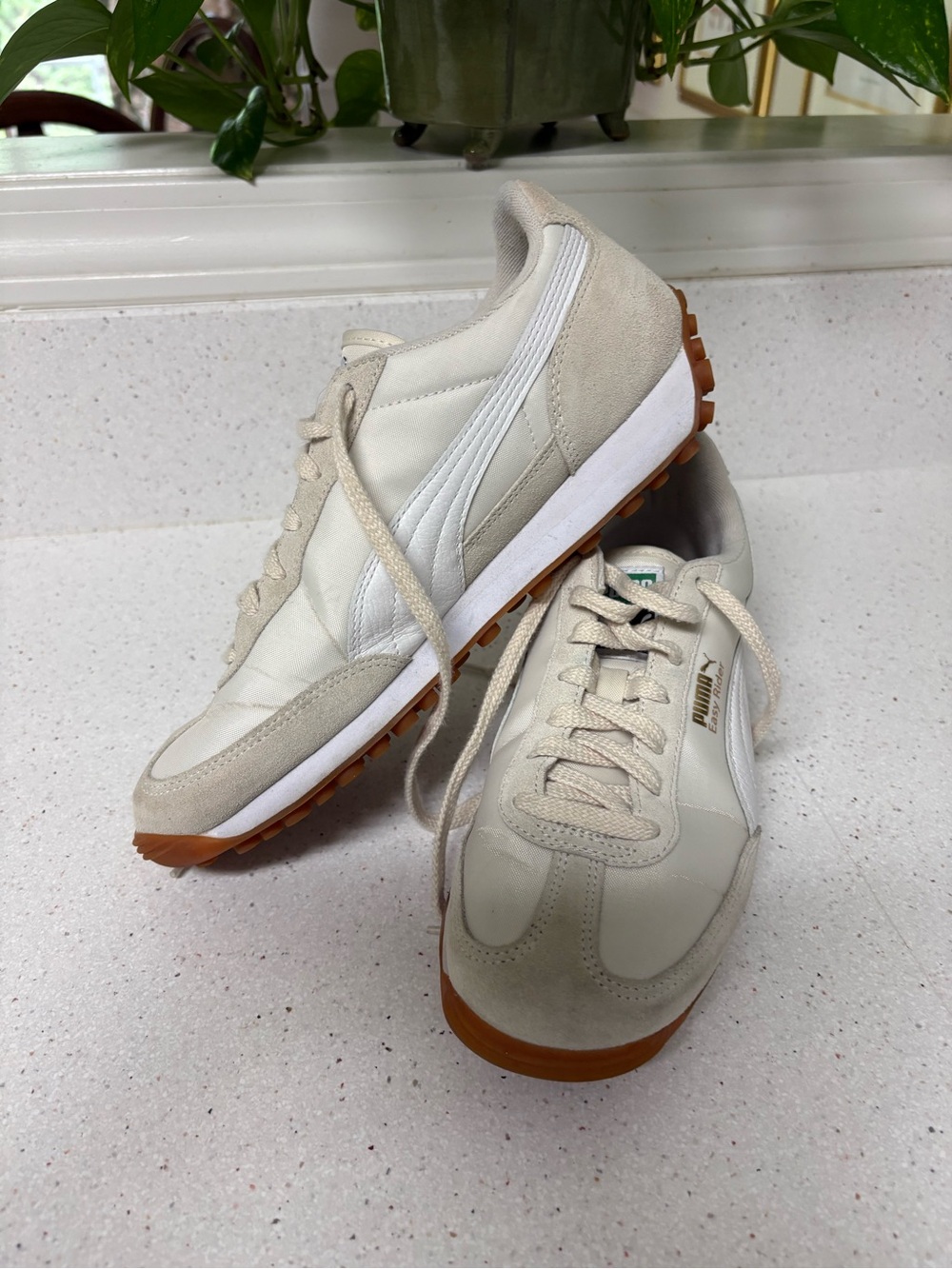Puma Women's Retro Easy rider Sneakers in Cream and Gum